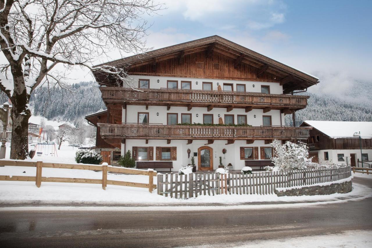Ferienhof Lackner Ried im Zillertal Eksteriør billede